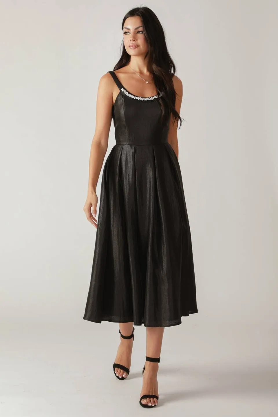 Black Pearl Embellished Round Neck Midi