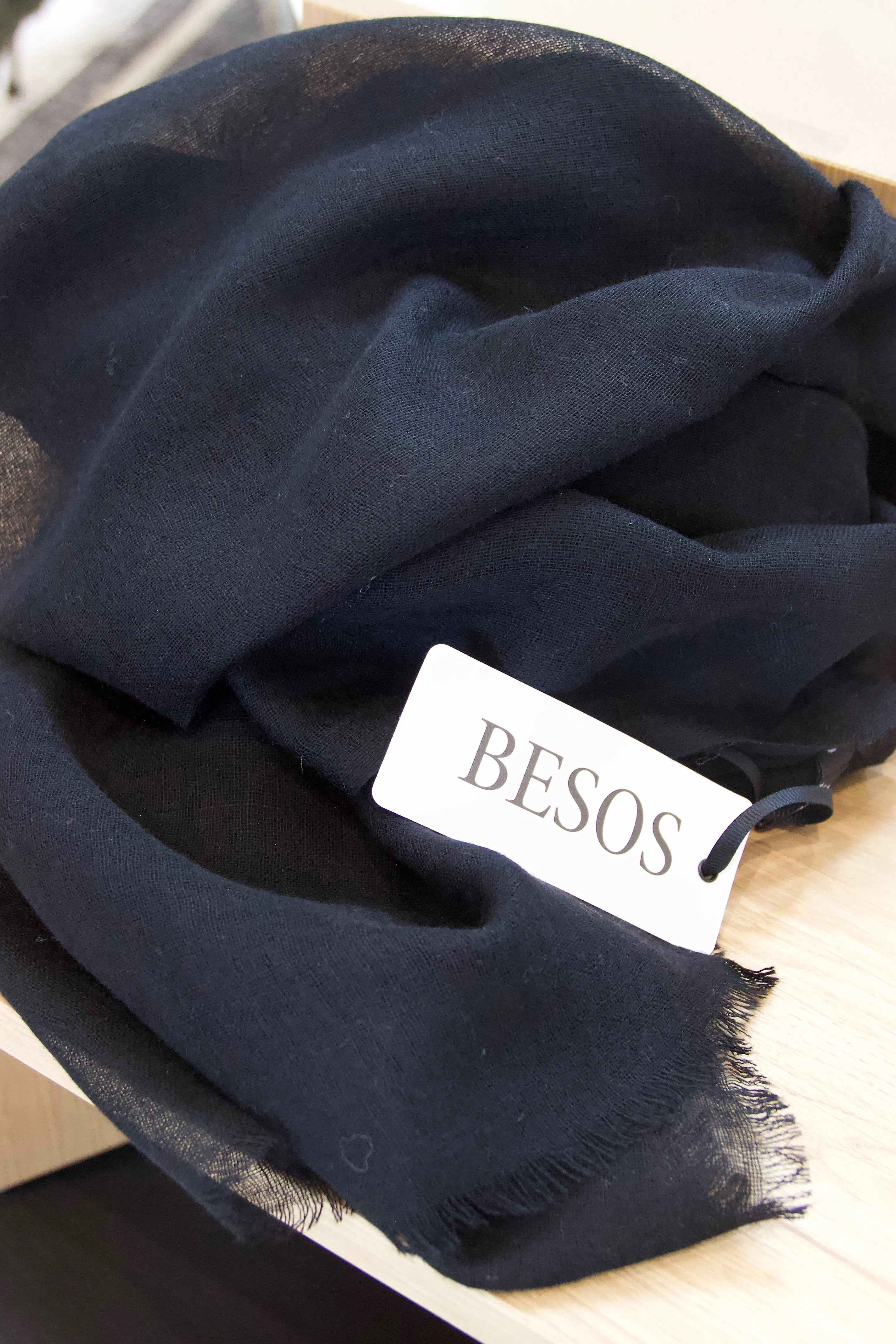 Black wool scarf in pure new wool