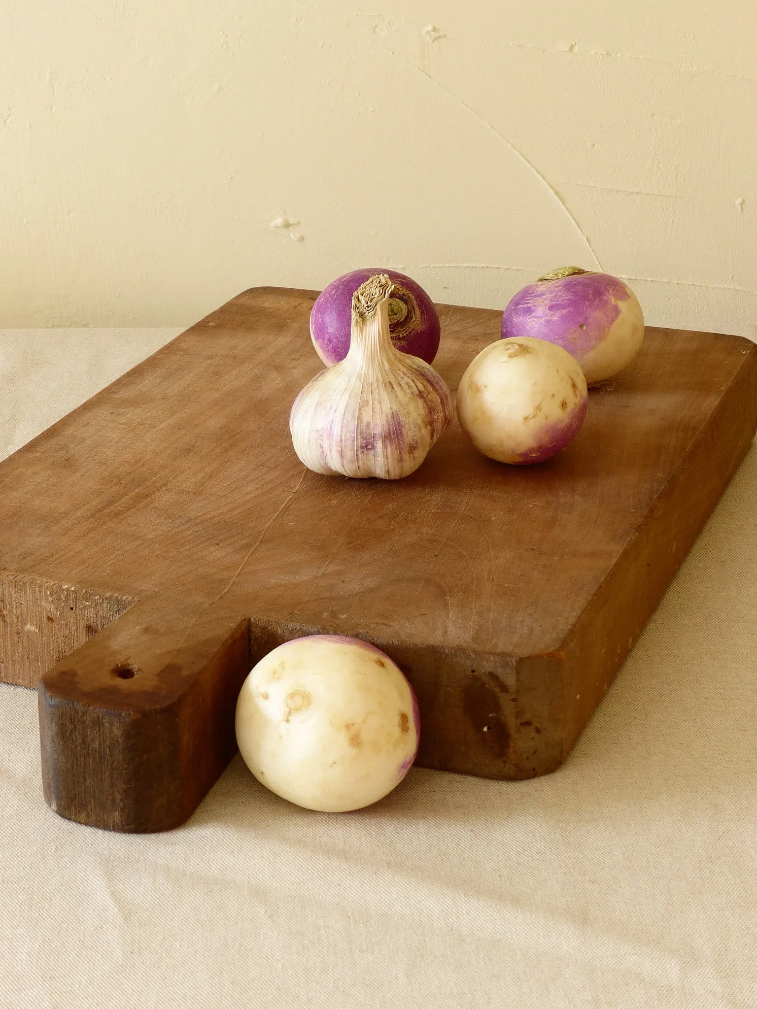 Chunky French cutting board