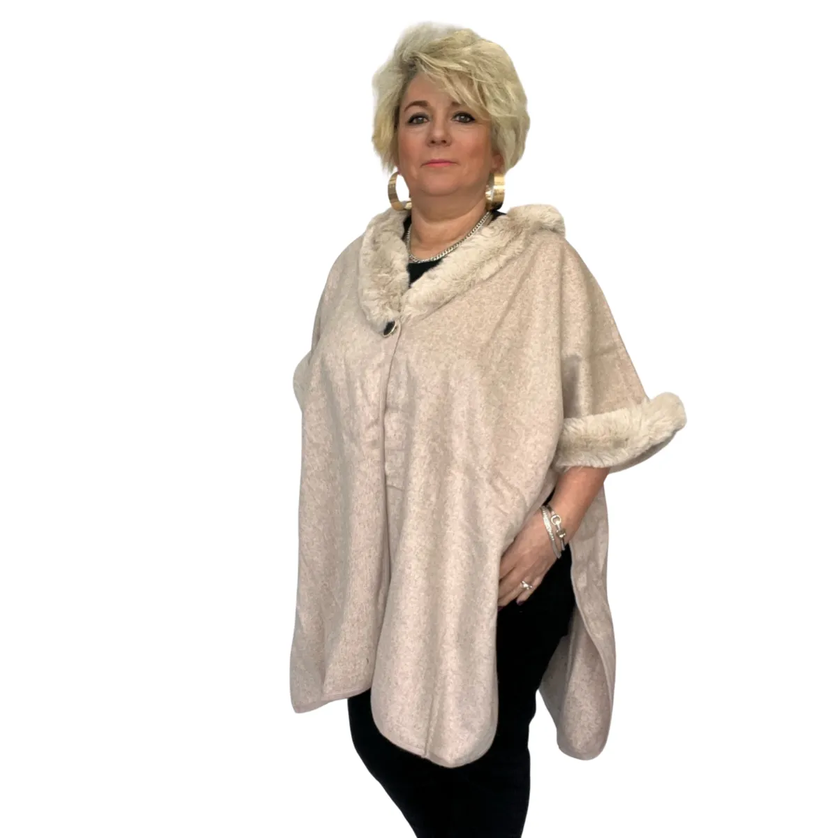 FAUX WOOL FLEECE PONCHO / CAPE WITH FAUX FUR COLLAR