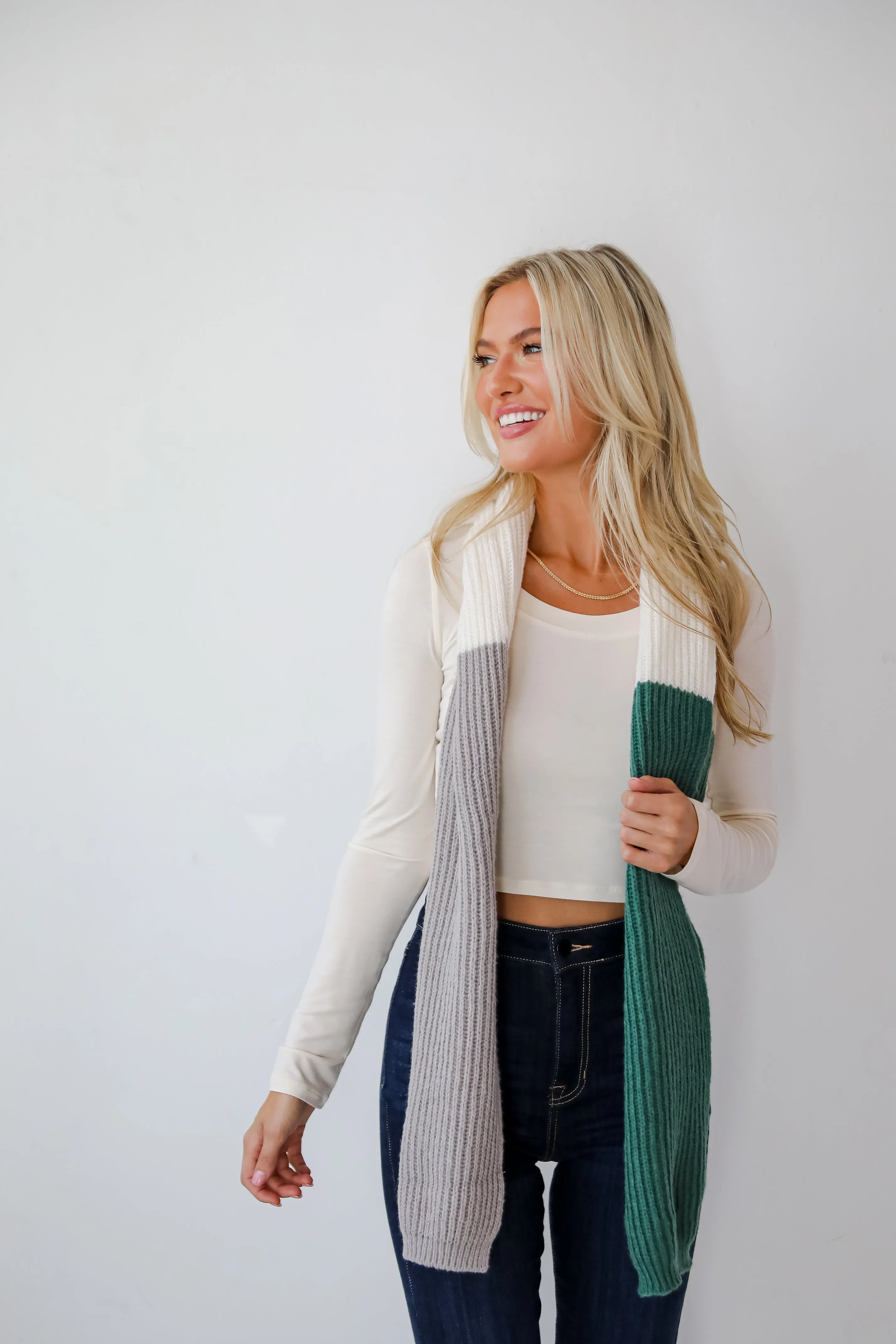 FINAL SALE - Peak Scenery Green Color Block Scarf