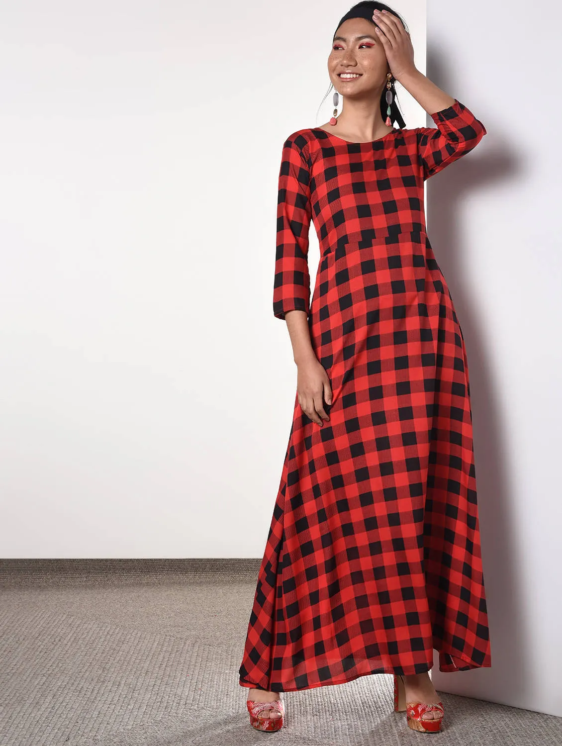 Gingham checkered A-line maxi dress