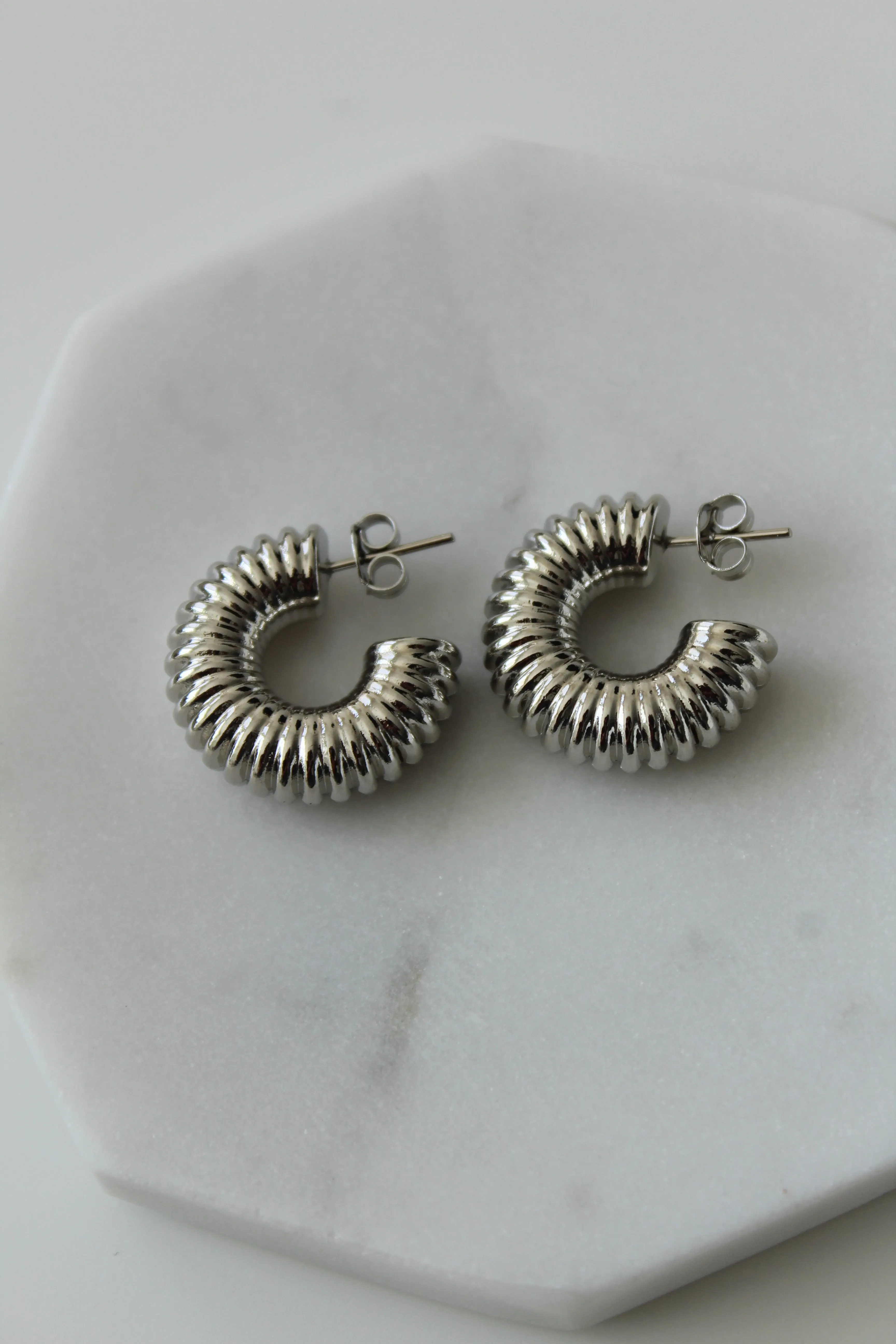 Giuseppe Hoop Studs