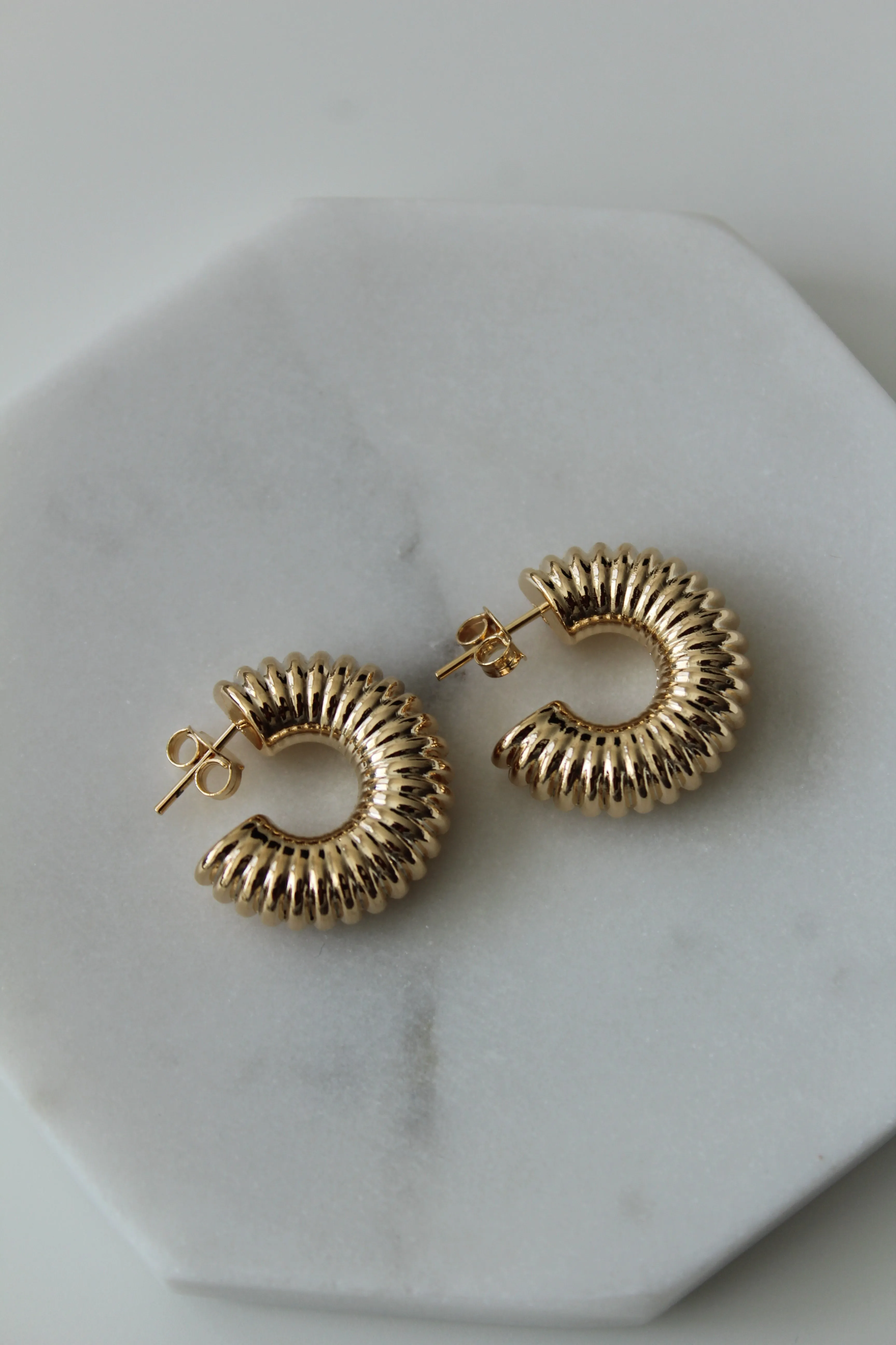 Giuseppe Hoop Studs