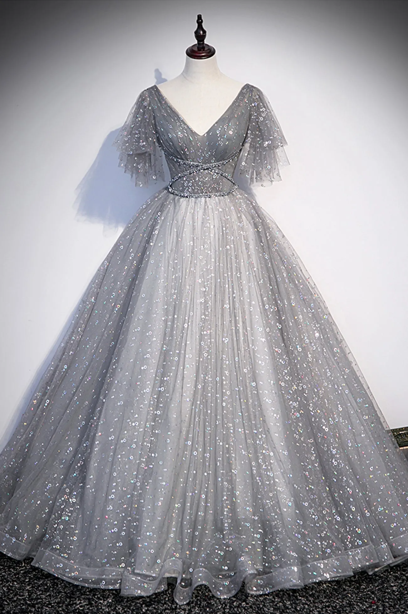 Gray V-Neck Tulle Sequins Long Prom Dress, A-Line Short Sleeve Evening Dress