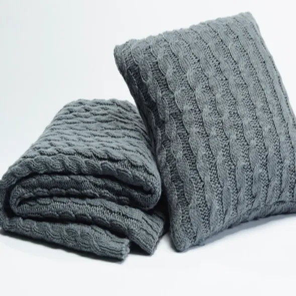 Grey Chunky Knit Throw Rug