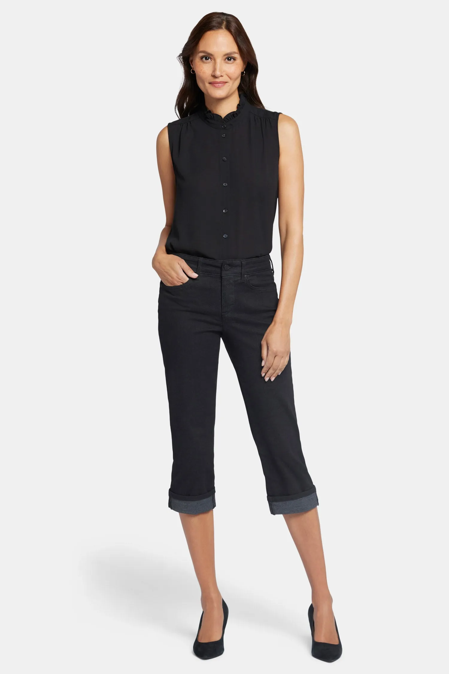 Marilyn Straight Crop Jeans In Petite - Black