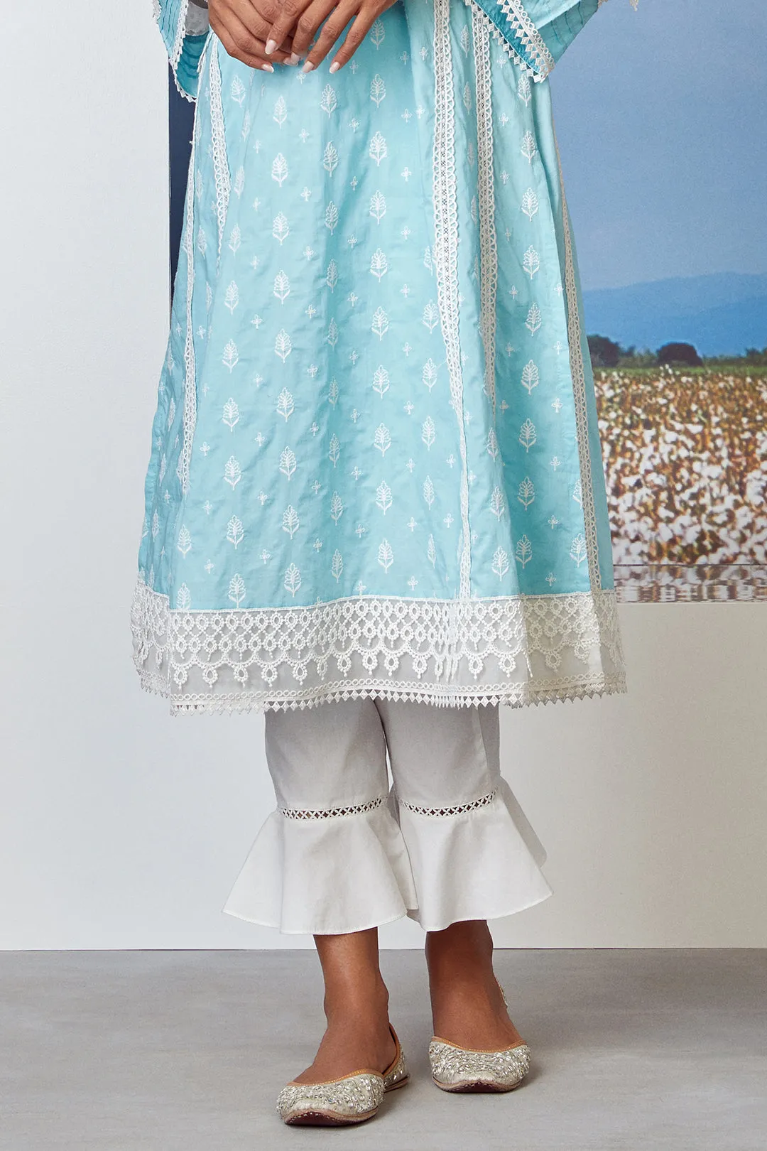 Mulmul Cotton Lakeshore Turq Kurta With Slim White Salwar