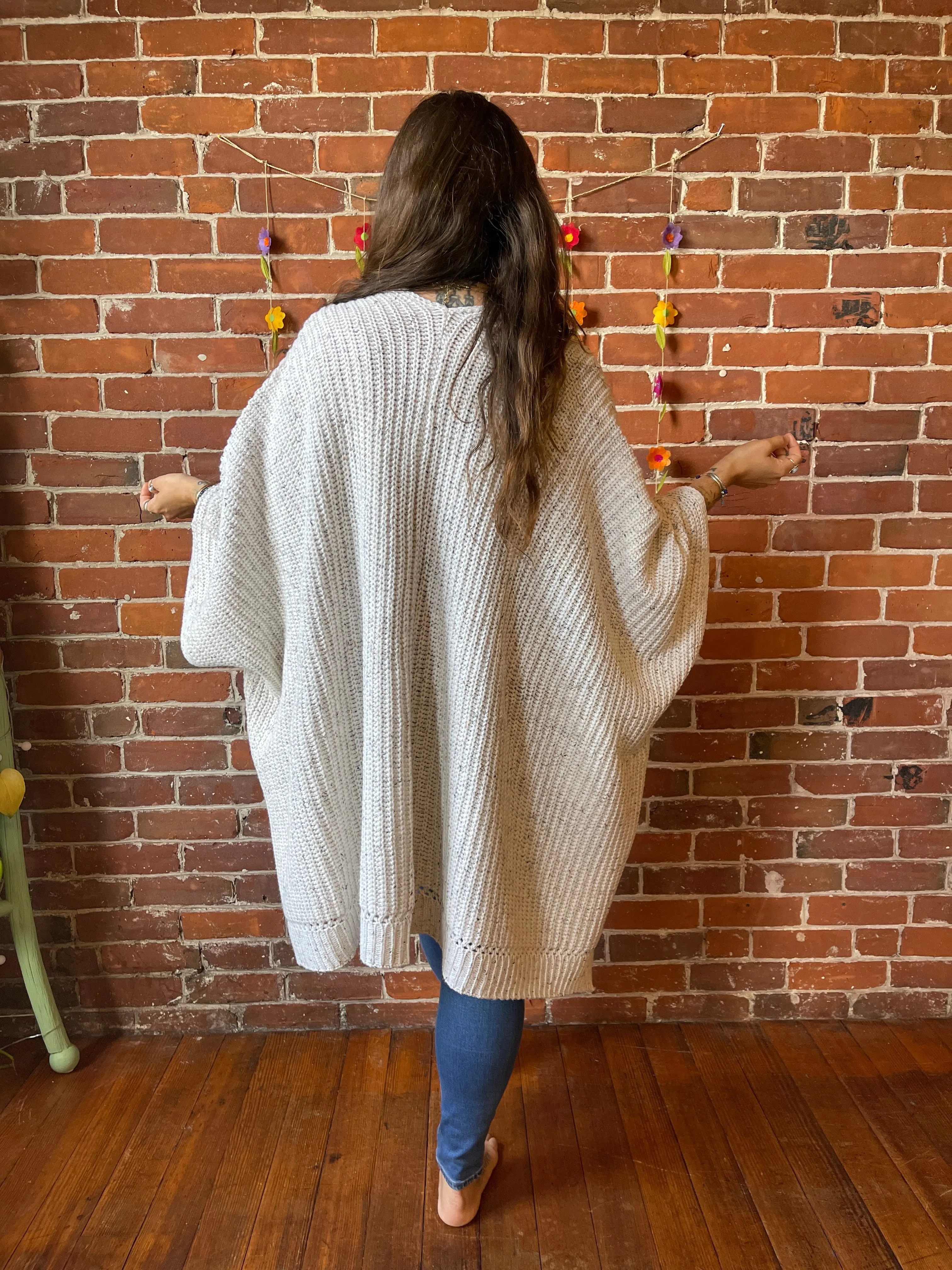 Oatmeal Cream Chunky Knit Soft Poncho With Pockets