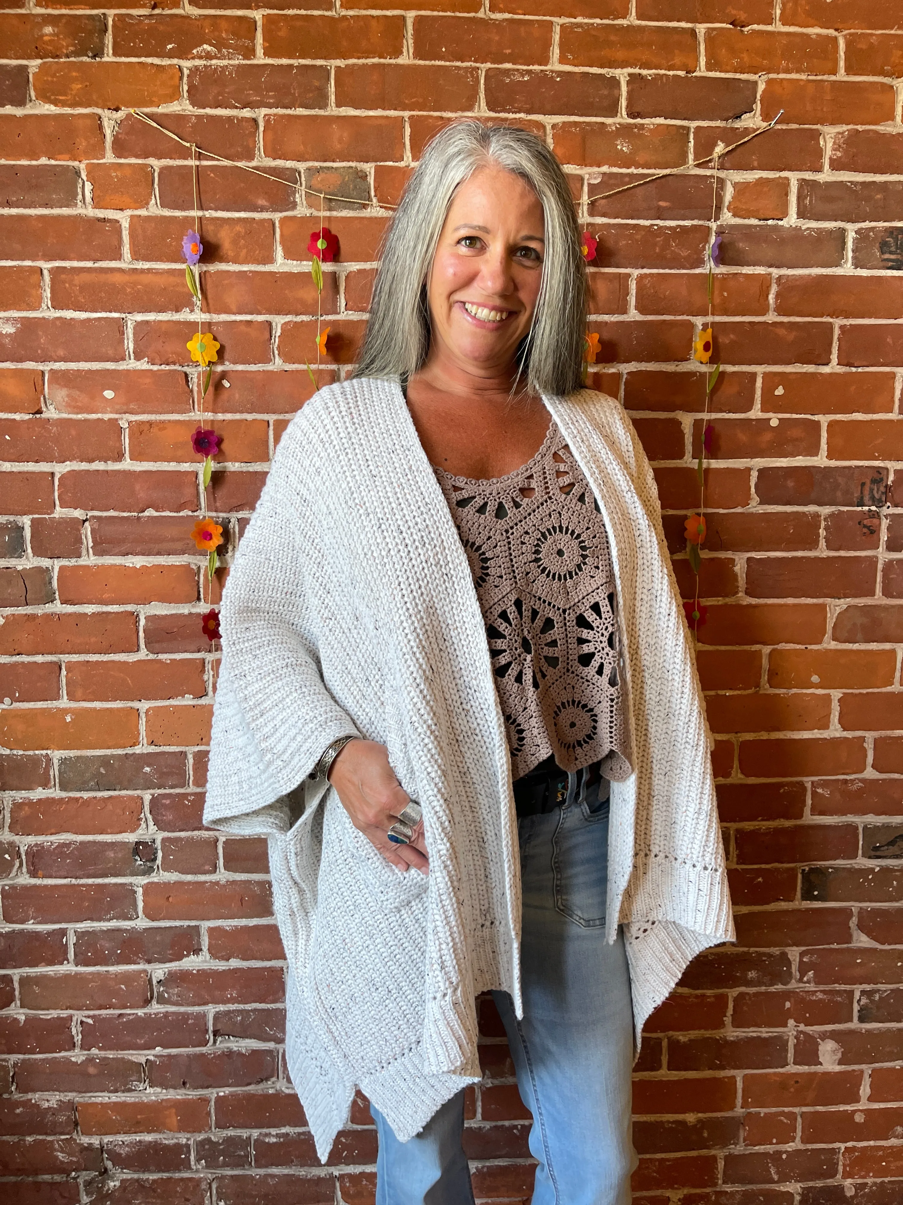 Oatmeal Cream Chunky Knit Soft Poncho With Pockets