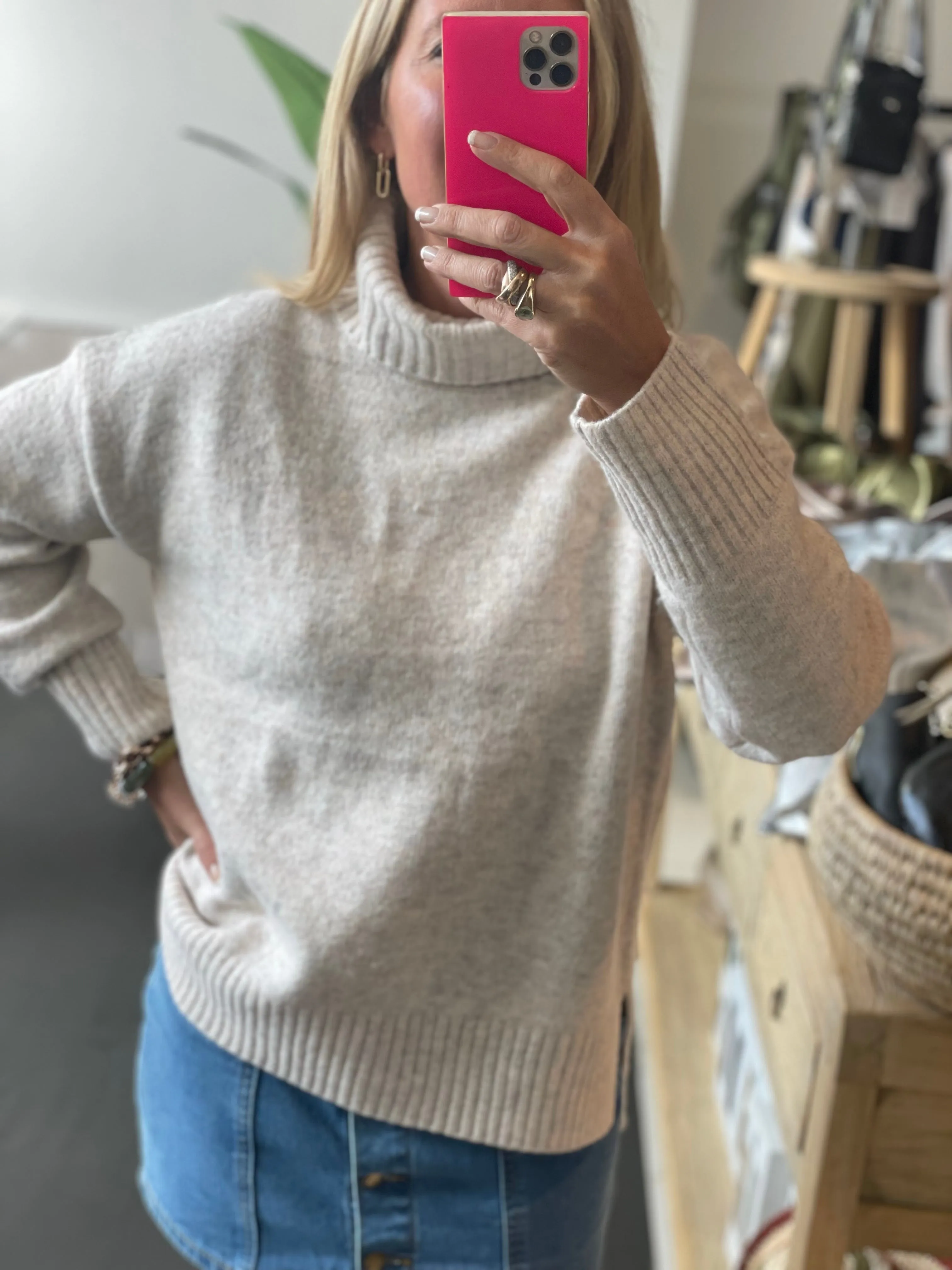 Roll Neck Relaxed Knit- Vanilla