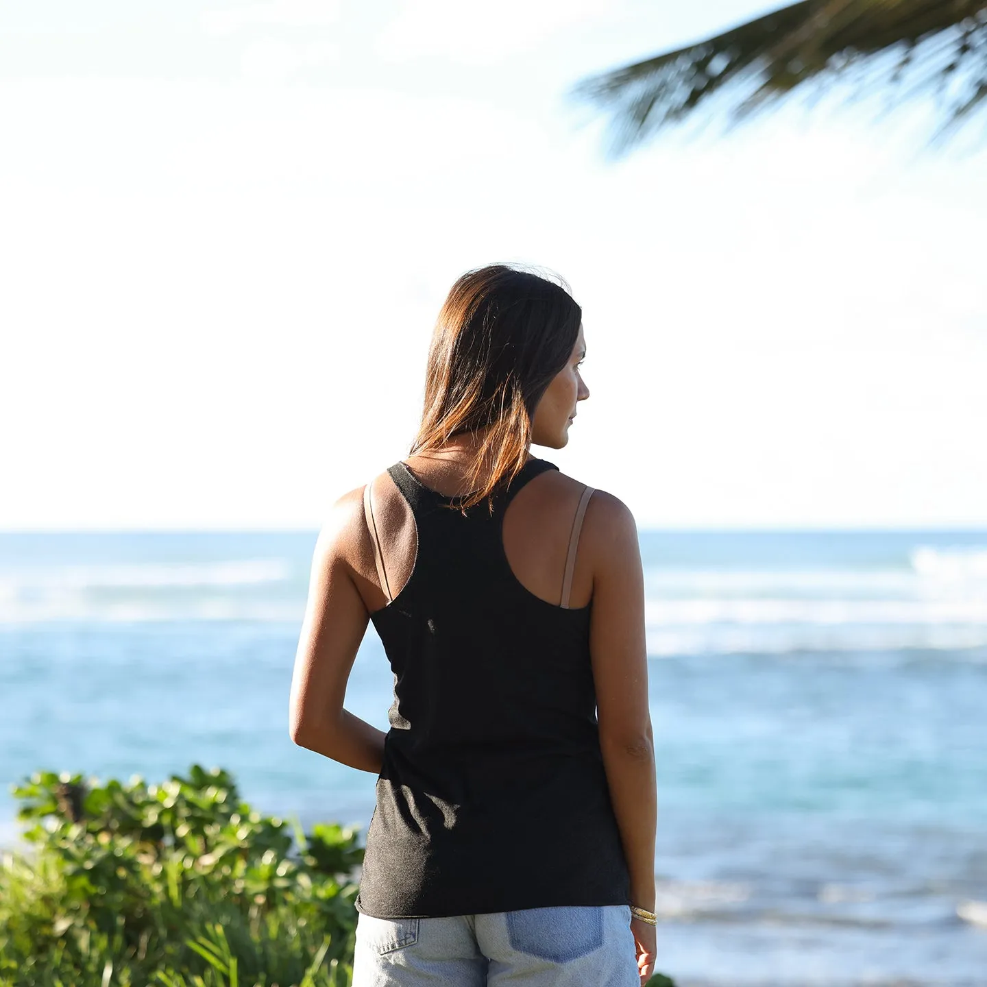 WOMEN'S TIARE LOGO TANK IN VINTAGE BLACK